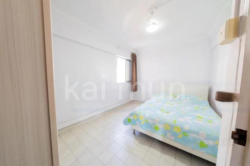 4 Room (4NG) HDB for Sale in  475 Ang Mo Kio Avenue 10 - Image 8
